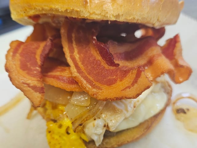 Hamburger Eggs & Bacon.